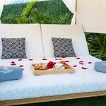 Glamping Experiencia Burbuja Con Jacuzzi Privado, Piscina Y Vistas Al Mar
