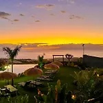 Experiencia Burbuja Con Jacuzzi Privado, Piscina Y Vistas Al Mar Glamping