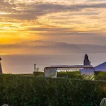 Experiencia Burbuja Con Jacuzzi Privado, Piscina Y Vistas Al Mar